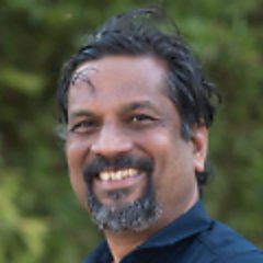 Sridhar Vembu twitter profile photo